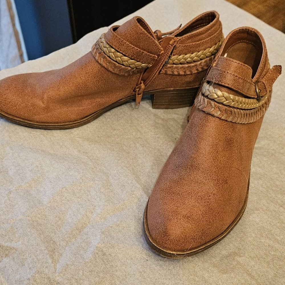 Sugar Light Brown Ankle Boot, with zip, size 7 1/2 M